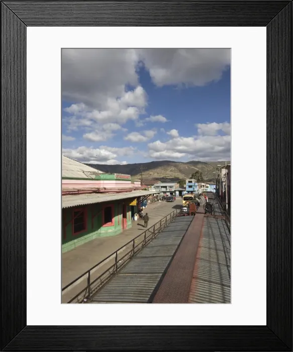 Framed Print : The train that travellers take to El Nariz del Diablo (The Devils Nose) Framed Print : The train that travellers take to El Nariz del Diablo (The Devils Nose)