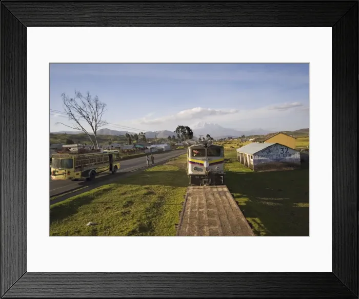 Framed Print : Bus and the famous El Nariz del Diablo (The Devils Nose) train en route to Riobamba with 6310m Chimborazo volcano in the distance, Riobamba, Chimborazo Province, Central Highlands, Ecuador Framed Print : Bus and the famous El Nariz del Diablo (The Devils Nose) train en route to Riobamba with 6310m Chimborazo volcano in the distance, Riobamba, Chimborazo Province, Central Highlands, Ecuador
