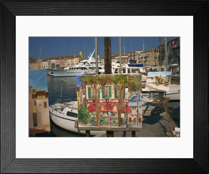 Framed Print : Art for sale on waterfront, St. Tropez, Var, Provence, Cote d Azur Framed Print : Art for sale on waterfront, St. Tropez, Var, Provence, Cote d Azur