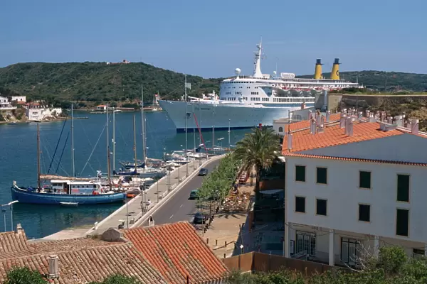 Cruise ship entering harbour, Mahon, Minorca, Balearic Islands, Spain, Mediterranean