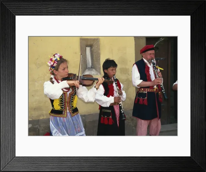Framed Print : Folk group busking in Rynek Glowny, Krakow, Makopolska, Poland, Europe Framed Print : Folk group busking in Rynek Glowny, Krakow, Makopolska, Poland, Europe
