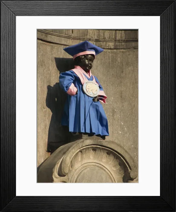 Framed Print : Manneken Pis statue dressed in garb of Brotherhood of Red Elephant, a brewery charity Framed Print : Manneken Pis statue dressed in garb of Brotherhood of Red Elephant, a brewery charity