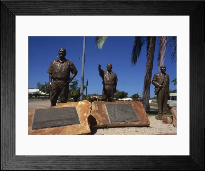 Framed Print : Monument to Japanese pearl fishermen, Broome, Kimberley, Western Australia Framed Print : Monument to Japanese pearl fishermen, Broome, Kimberley, Western Australia