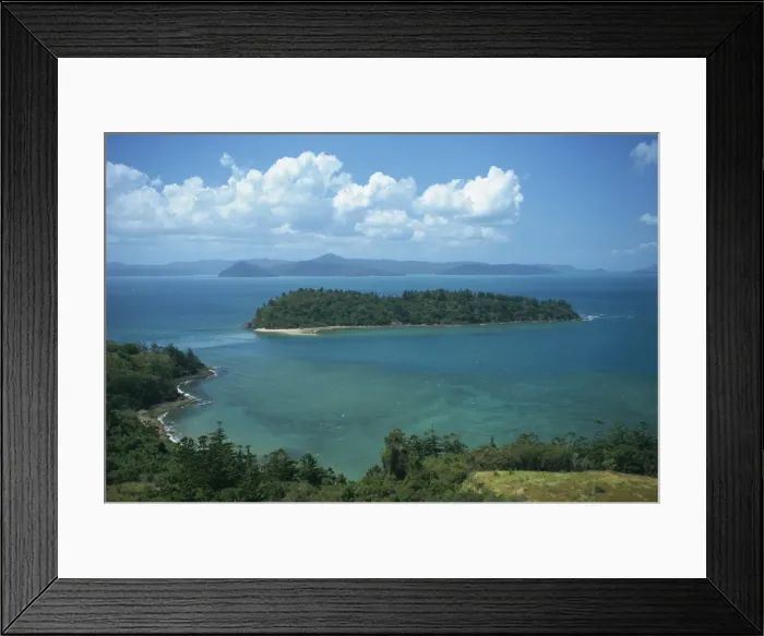 Framed Print : View to Planton Island, South Molle Island, Whitsundays, Queensland, Australia, Pacific Framed Print : View to Planton Island, South Molle Island, Whitsundays, Queensland, Australia, Pacific