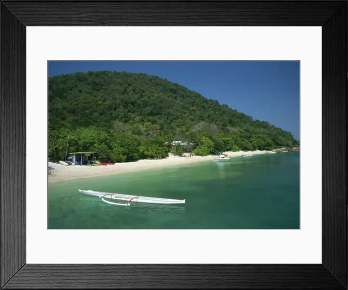 Framed Print : Welcome Bay Beach, Fitzroy Island, near Cairns, Queensland, Australia, Pacific Framed Print : Welcome Bay Beach, Fitzroy Island, near Cairns, Queensland, Australia, Pacific