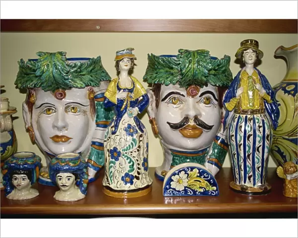 Ceramic ware for sale, Sicily, Italy, Europe