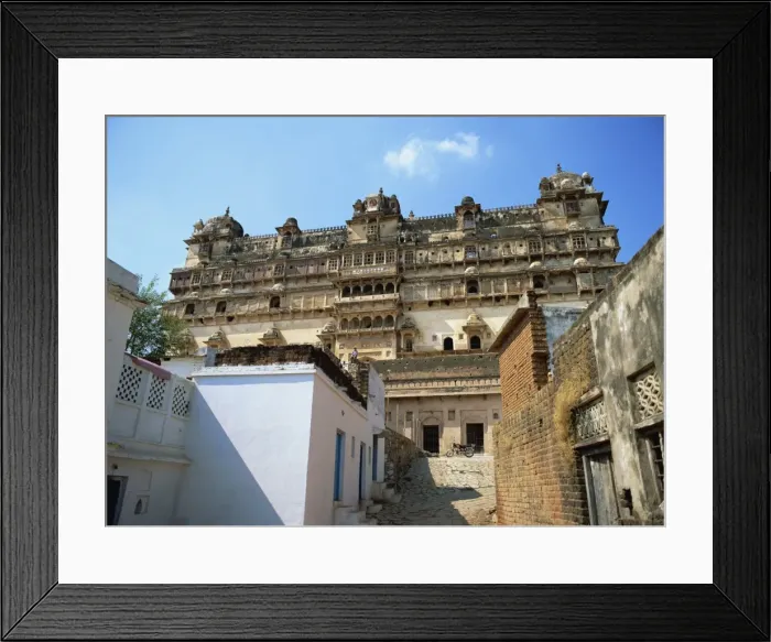 Framed Print : Nrising Dev Palace, Datia, Madhya Pradesh state, India, Asia Framed Print : Nrising Dev Palace, Datia, Madhya Pradesh state, India, Asia