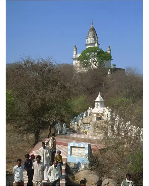 Shrine and Jain temple on hillside, Sonagiri, Madhya Pradesh state, India, Asia