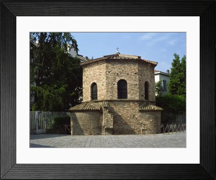 Framed Print : The 6th century Church of the Holy Spirit (Arian Baptistry), Ravenna, Emilia-Romagna Framed Print : The 6th century Church of the Holy Spirit (Arian Baptistry), Ravenna, Emilia-Romagna