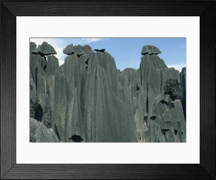 Framed Print : Limestone rock formations, Stone Forest, near Kunming, Yunnan, China, Asia Framed Print : Limestone rock formations, Stone Forest, near Kunming, Yunnan, China, Asia