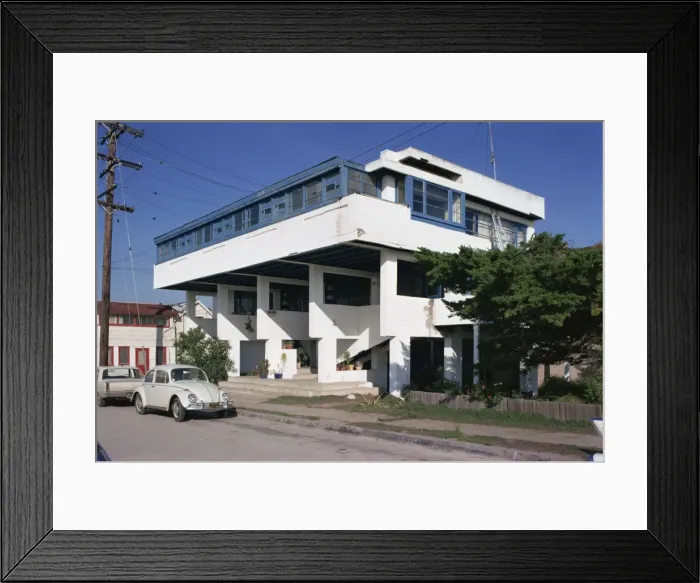 Framed Print : Lovell House, architect Schindler, Newport Beach, California, United States of America Framed Print : Lovell House, architect Schindler, Newport Beach, California, United States of America