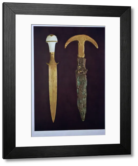 Framed Print : Daggers excavated at Ur, Iraq, Middle East Framed Print : Daggers excavated at Ur, Iraq, Middle East