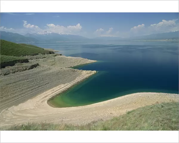 Tokogul Reservoir on the Naryn River, Kirghizstan, Central Asia, Asia