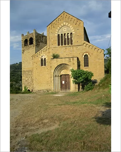 Important 13th century Romanesque church of St. Giacomo and St. Filippo