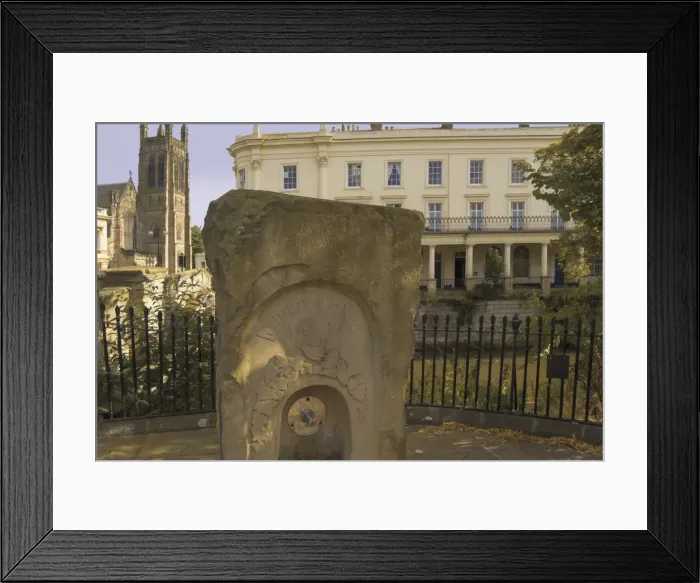 Framed Print : Drinking fountain on site of discover of spa water, River Leam, Royal Leamington Spa Framed Print : Drinking fountain on site of discover of spa water, River Leam, Royal Leamington Spa