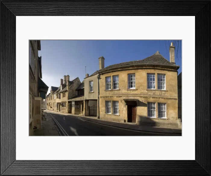 Framed Print : A street in Chipping Campden, Gloucestershire, The Cotswolds, England, United Kingdom Framed Print : A street in Chipping Campden, Gloucestershire, The Cotswolds, England, United Kingdom