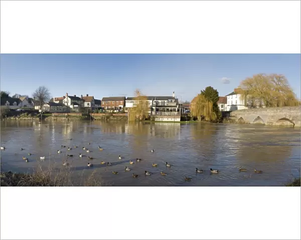 River Avon, Bidford-on-Avon, Warwickshire, England, United Kingdom, Europe