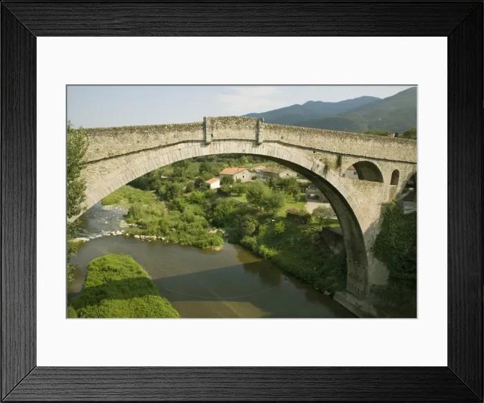 Framed Print : Devils Bridge and River Tech, Ceret, Vallespir, Languedoc-Roussillon, France, Europe Framed Print : Devils Bridge and River Tech, Ceret, Vallespir, Languedoc-Roussillon, France, Europe