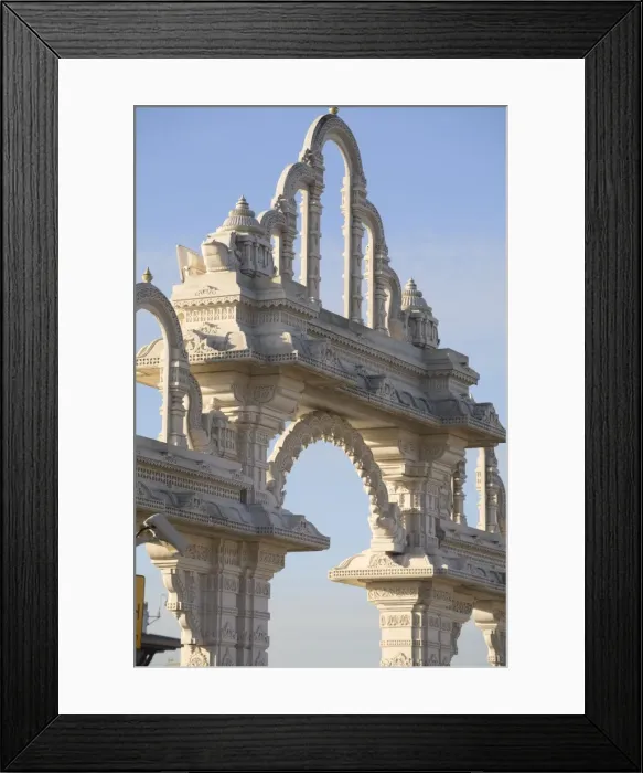 Framed Print : Shri Swaminarayan Mandir Temple, the largest Hindu temple outside India Framed Print : Shri Swaminarayan Mandir Temple, the largest Hindu temple outside India
