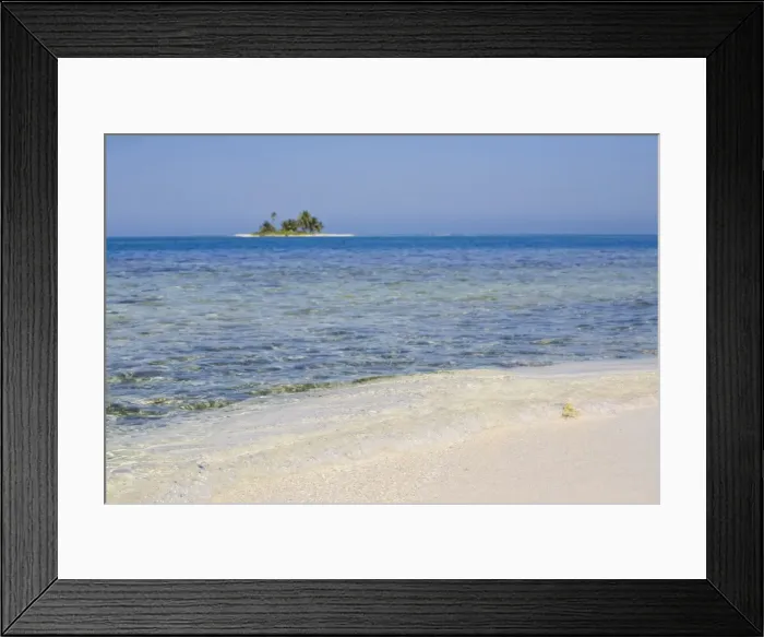 Framed Print : Beach, Silk Caye, Belize, Central America Framed Print : Beach, Silk Caye, Belize, Central America