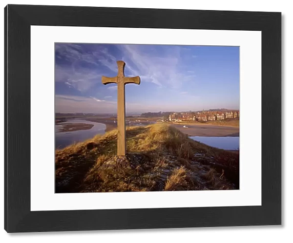 View from Church Hill across the Aln Estuary towards Alnmouth bathed in the warm light of a winters afternoon, Alnmouth, Alnwick, Northumberland, England, United