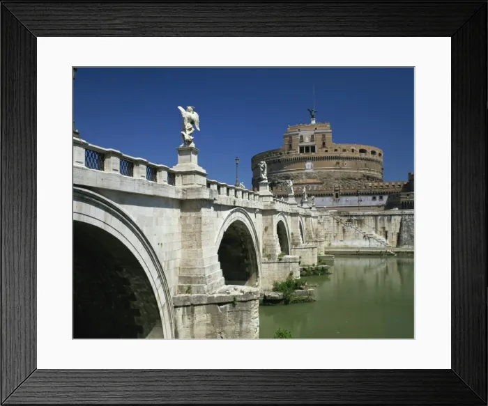 Framed Print : Ponte S. Angelo over the River Tevere and Castle in the city of Rome, Lazio