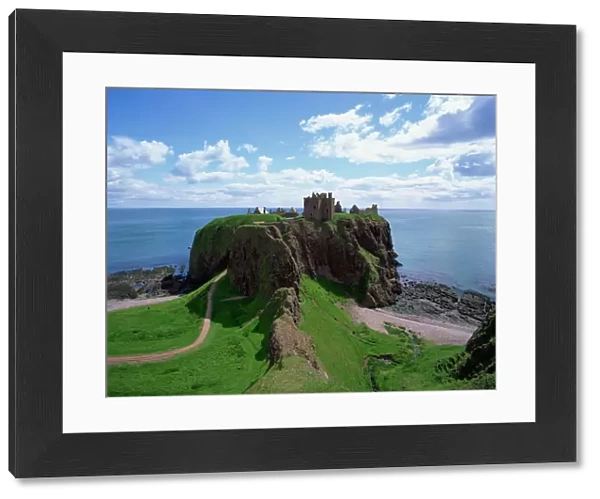 Dunnottar Castle, near Stonehaven, Highlands, Scotland, United Kingdom, Europe