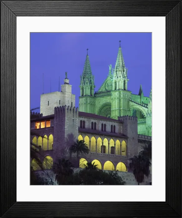Framed Print : The Palma Bay cathedral illuminated at night, on Majorca, Balearic Islands, Spain, Europe Framed Print : The Palma Bay cathedral illuminated at night, on Majorca, Balearic Islands, Spain, Europe