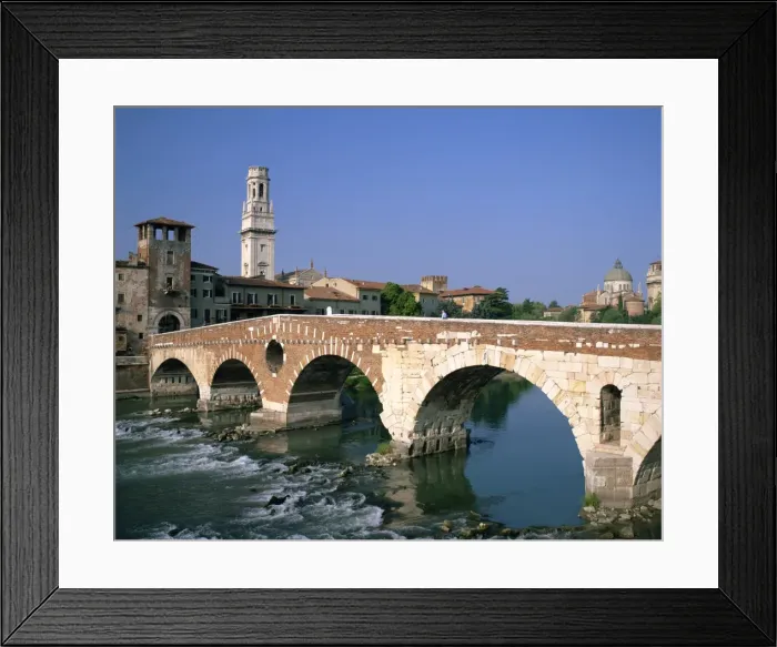 Framed Print : The Pietra Bridge over the River Adige in the town of Verona, Veneto, Italy, Europe Framed Print : The Pietra Bridge over the River Adige in the town of Verona, Veneto, Italy, Europe