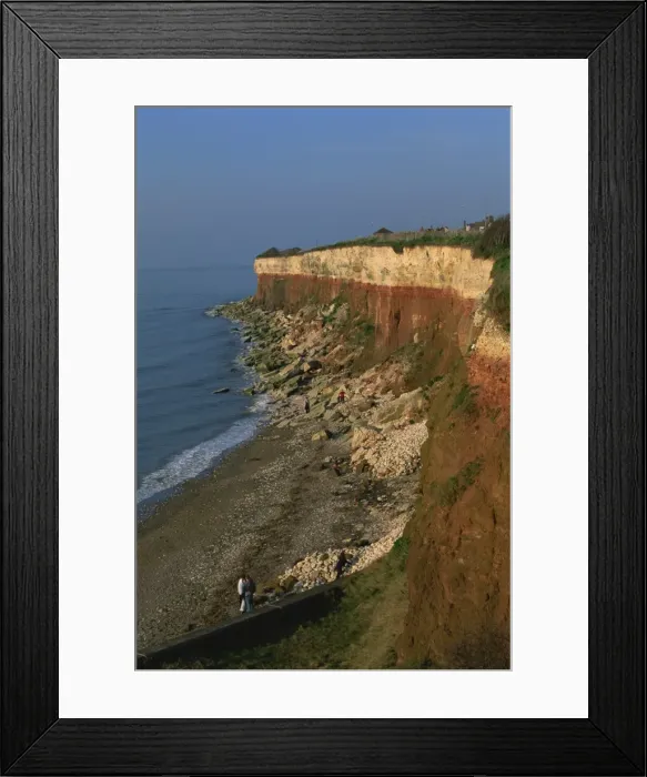 Framed Print : Rockfalls from red and white chalk cliff, Hunstanton, Norfolk, England Framed Print : Rockfalls from red and white chalk cliff, Hunstanton, Norfolk, England