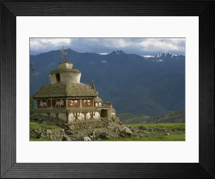 Framed Print : Chorten at Lekir Gompa with Zanskar Range behind, Ladakh, India, Asia Framed Print : Chorten at Lekir Gompa with Zanskar Range behind, Ladakh, India, Asia