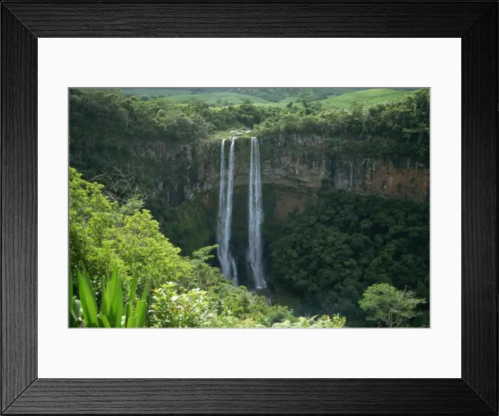 Framed Print : Chamarel waterfall, Chamarel, Mauritius, Africa Framed Print : Chamarel waterfall, Chamarel, Mauritius, Africa