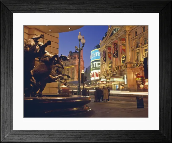 Framed Print : Statue of horses outside the Sogo Japanese department store in Piccadilly Framed Print : Statue of horses outside the Sogo Japanese department store in Piccadilly