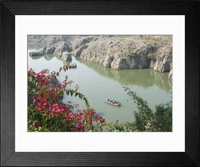Framed Print : Tourist boat going into the Marble Rocks Gorge, on the Narmada River, Bhedaghat Framed Print : Tourist boat going into the Marble Rocks Gorge, on the Narmada River, Bhedaghat
