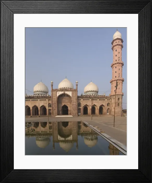 Framed Print : Taj-ul-Masjid, the main mosque in Bhopal and third largest in the world Framed Print : Taj-ul-Masjid, the main mosque in Bhopal and third largest in the world