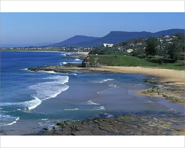 Looking south west from Austinmer Beach Park towards Thirroul and the Illawara Escarpment at Bulli