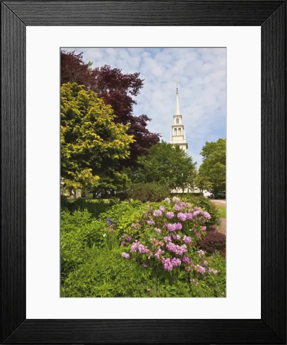 Framed Print : Queen Anne Square and Trinity Church dating from 1726, the oldest Episcopal parish in the state