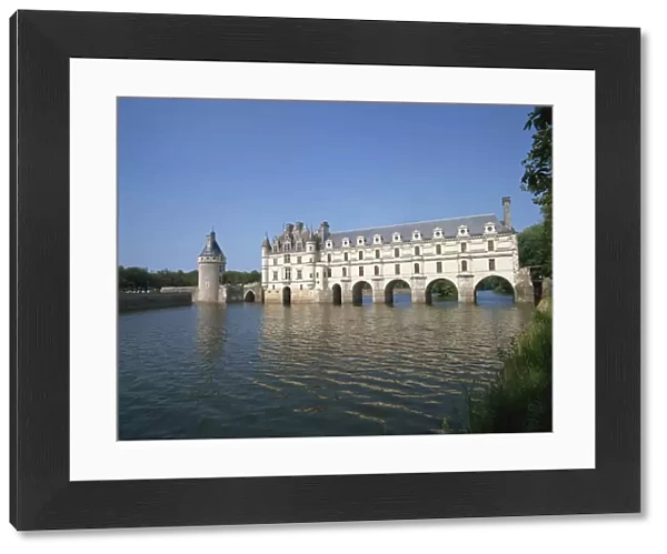 Chateau de Chenonceau, with arches over the River Cher, Indre-et-Loire, France, Europe