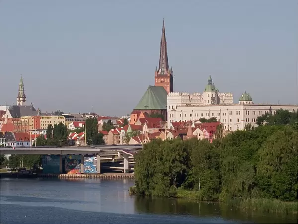 Castle, cathedral and River Odra, Szczecin, West Pomerania, Poland, Europe