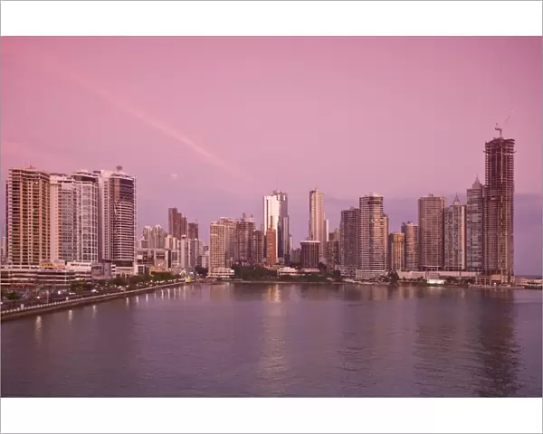 Avenue Balboa and Punta Paitilla at sunset, Panama City, Panama, Central America