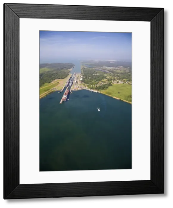 Framed Print : Container ships in Gatun Locks, Panama Canal, Panama, Central America Framed Print : Container ships in Gatun Locks, Panama Canal, Panama, Central America