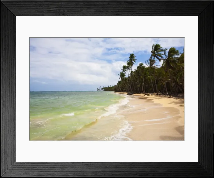 Framed Print : Beach in north east of island, Little Corn Island, Corn Islands, Nicaragua Framed Print : Beach in north east of island, Little Corn Island, Corn Islands, Nicaragua