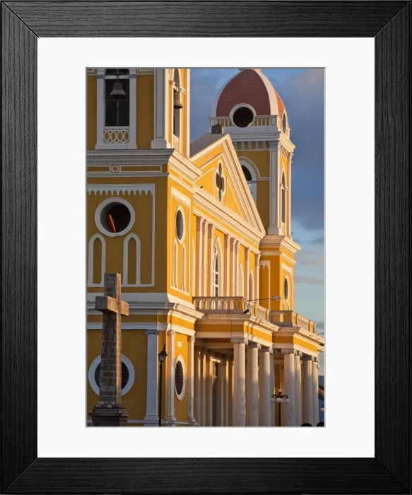 Framed Print : Cathedral de Granada, Park Colon (Park Central), Granada, Nicaragua, Central America Framed Print : Cathedral de Granada, Park Colon (Park Central), Granada, Nicaragua, Central America