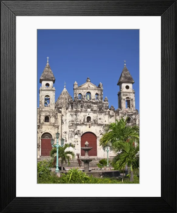 Framed Print : Iglesia de Guadalupe, Granada, Nicaragua, Central America Framed Print : Iglesia de Guadalupe, Granada, Nicaragua, Central America