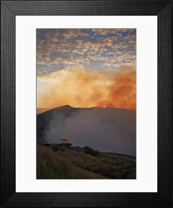 Framed Print : Santiago Crater, Park National Volcan Masaya, Masaya, Nicaragua, Central America Framed Print : Santiago Crater, Park National Volcan Masaya, Masaya, Nicaragua, Central America