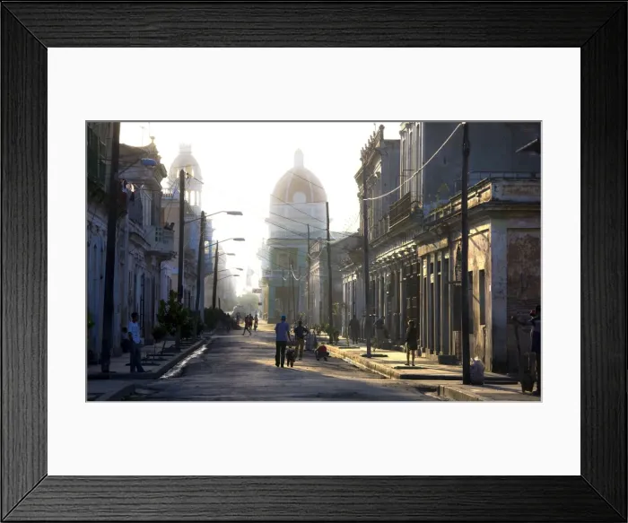 Framed Print : View along street towards Parque Jose Marti, Cienfuegos, Cuba, West Indies Framed Print : View along street towards Parque Jose Marti, Cienfuegos, Cuba, West Indies