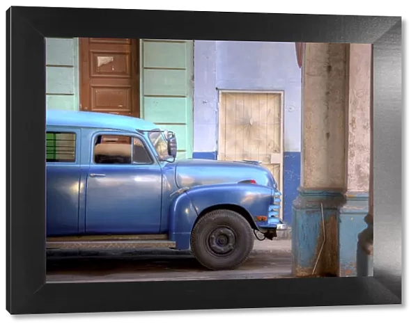 Old American truck, Havana, Cuba, West Indies, Central America