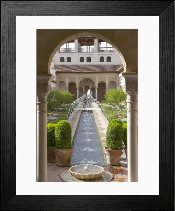 Framed Print : View through arch to the Patio de la Acequia, centrepiece of the gardens of the Generalife Framed Print : View through arch to the Patio de la Acequia, centrepiece of the gardens of the Generalife