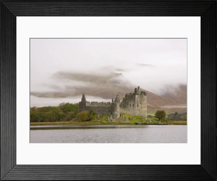 Framed Print : View across Loch Awe to the ruins of Kilchurn Castle, early morning mist on mountains Framed Print : View across Loch Awe to the ruins of Kilchurn Castle, early morning mist on mountains