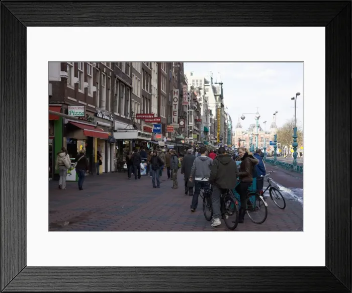 Framed Print : Damrak, a busy thoroughfare in the centre of the city, Amsterdam, Netherlands, Europe Framed Print : Damrak, a busy thoroughfare in the centre of the city, Amsterdam, Netherlands, Europe